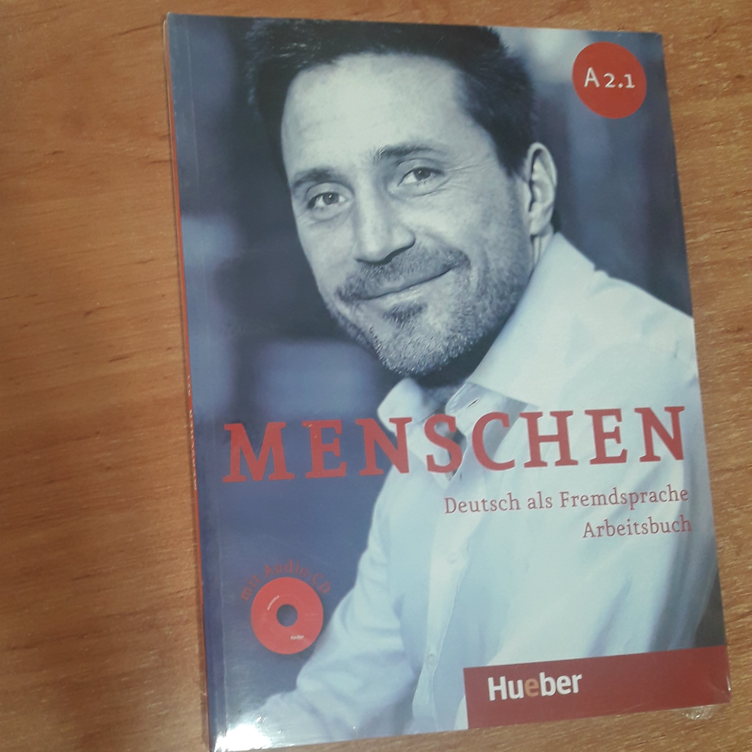 کتاب زبان آلمانی منشن Menschen A2.1 به همراه کتاب کار و cd