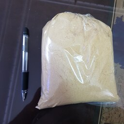 آرد یونجه کامل بومی ویتا بسته یک کیلوگرمی 