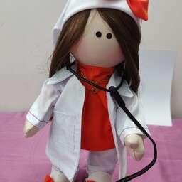 عروسک روسی خانم دکتر زیبا رو