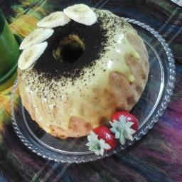 کیک موز و گردو با کرم کاسترد شیرینی خانگی ترافل