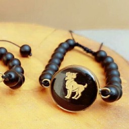 دستبند نماد تولد با سنگ اونیکس مات