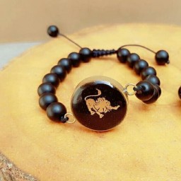 دستبند نماد تولد با سنگ اونیکس مات