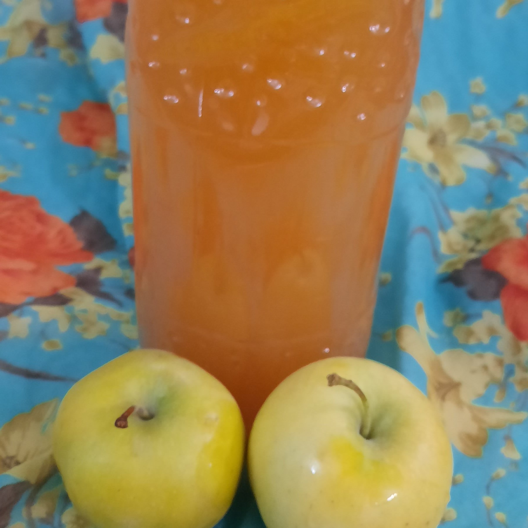 سرکه سیب خانگی کاملا تازه محصول امسال 1500 گرمی