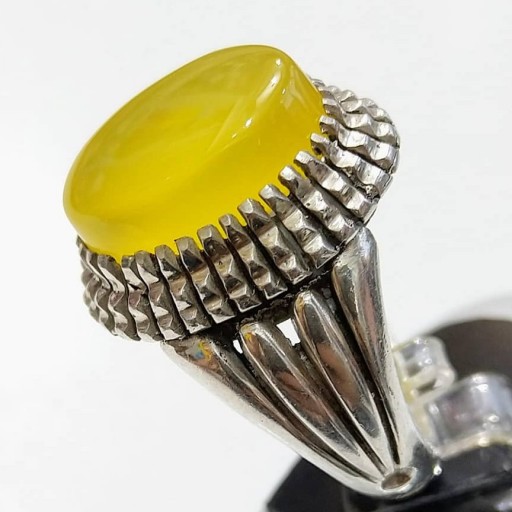 انگشتر عقیق زرد اصل و معدنی