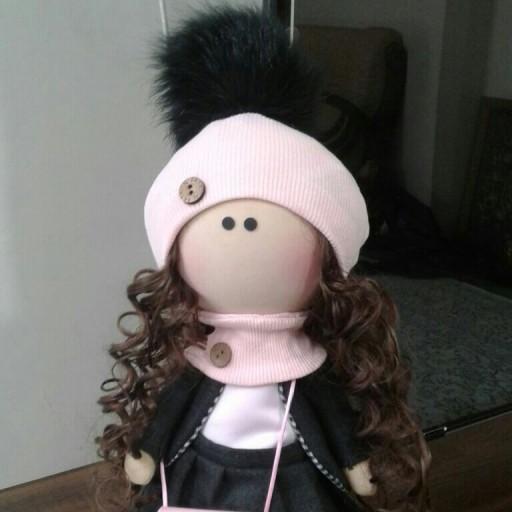 عروسک روسی کلاه صورتی