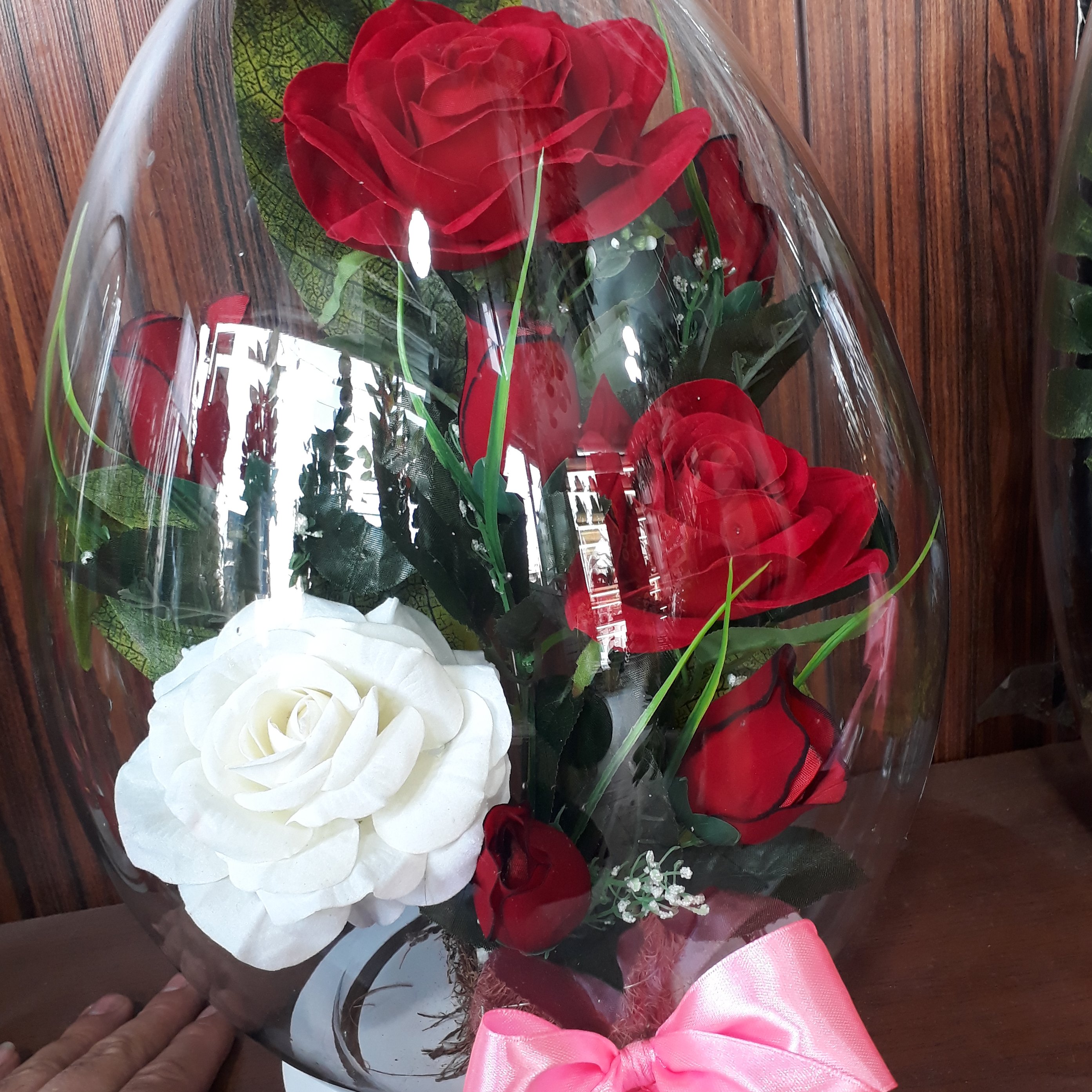 باکس گل شیشه ای تخمم مرغی