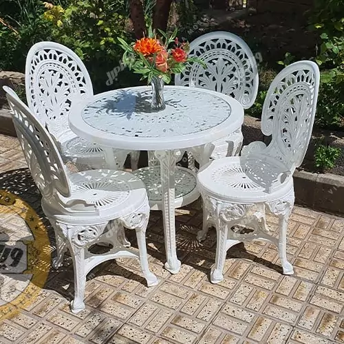 Second hand garden discount table and chairs