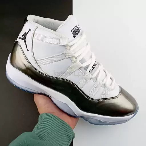 کفش جردن  Nike Jordan 11 مردانه رنگ سفید پلاتینی سایز 41 تا 44 ( کتونی جردن - جردن 11 - کتونی جردن 11 - کفش نایک ) 