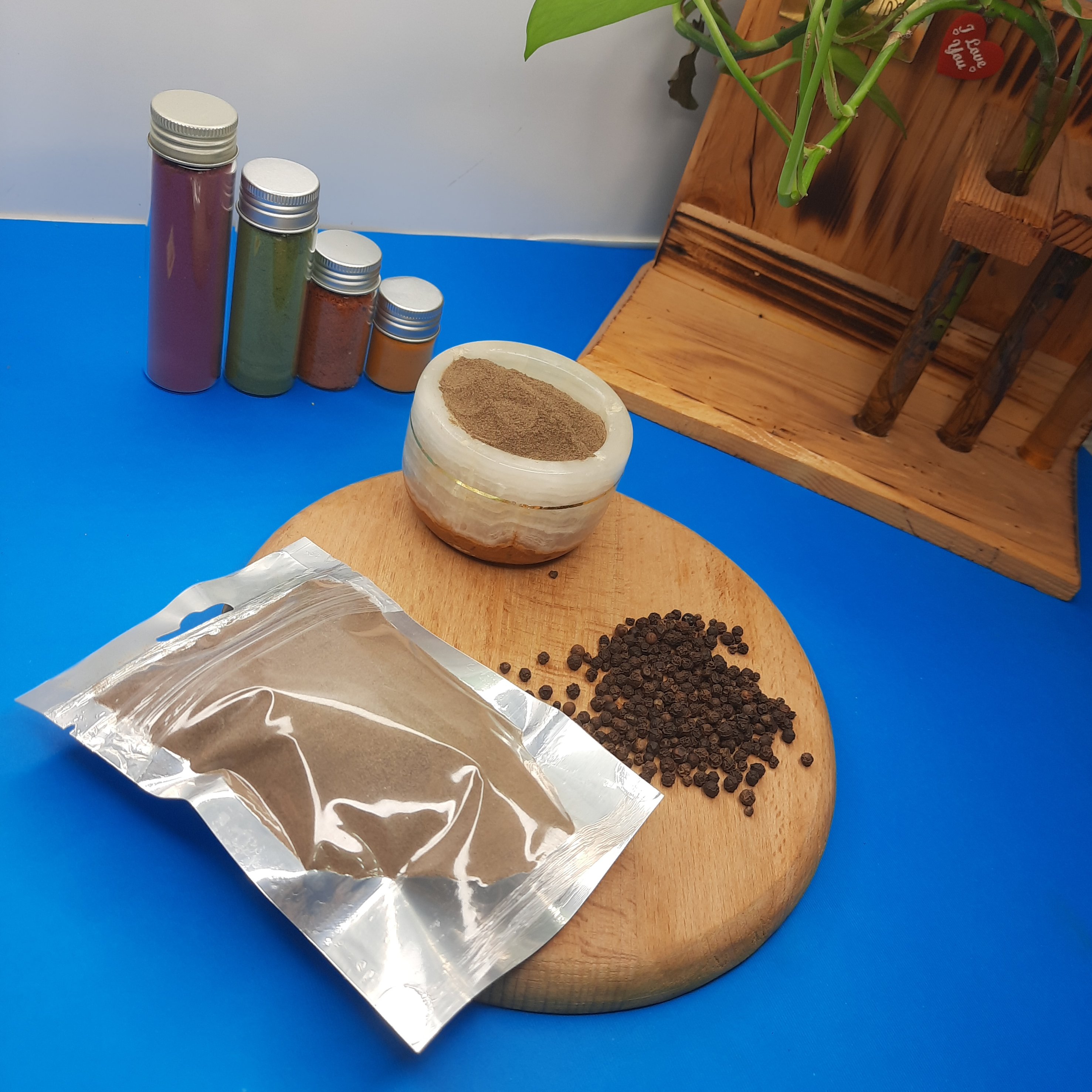 پودر نرم فلفل سیاه 100 گرمی تازه ساب آسا