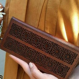 کیف پول زنانه طرح اسلیمی چرم طبیعی  مناسب هدیه روز زن و مادر