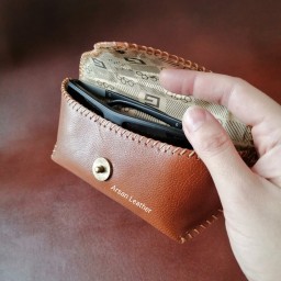 کیف عینک از چرم کاملاطبیعی گاوی (پس کرایه) 