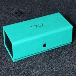 جعبه عینک مگنتی 