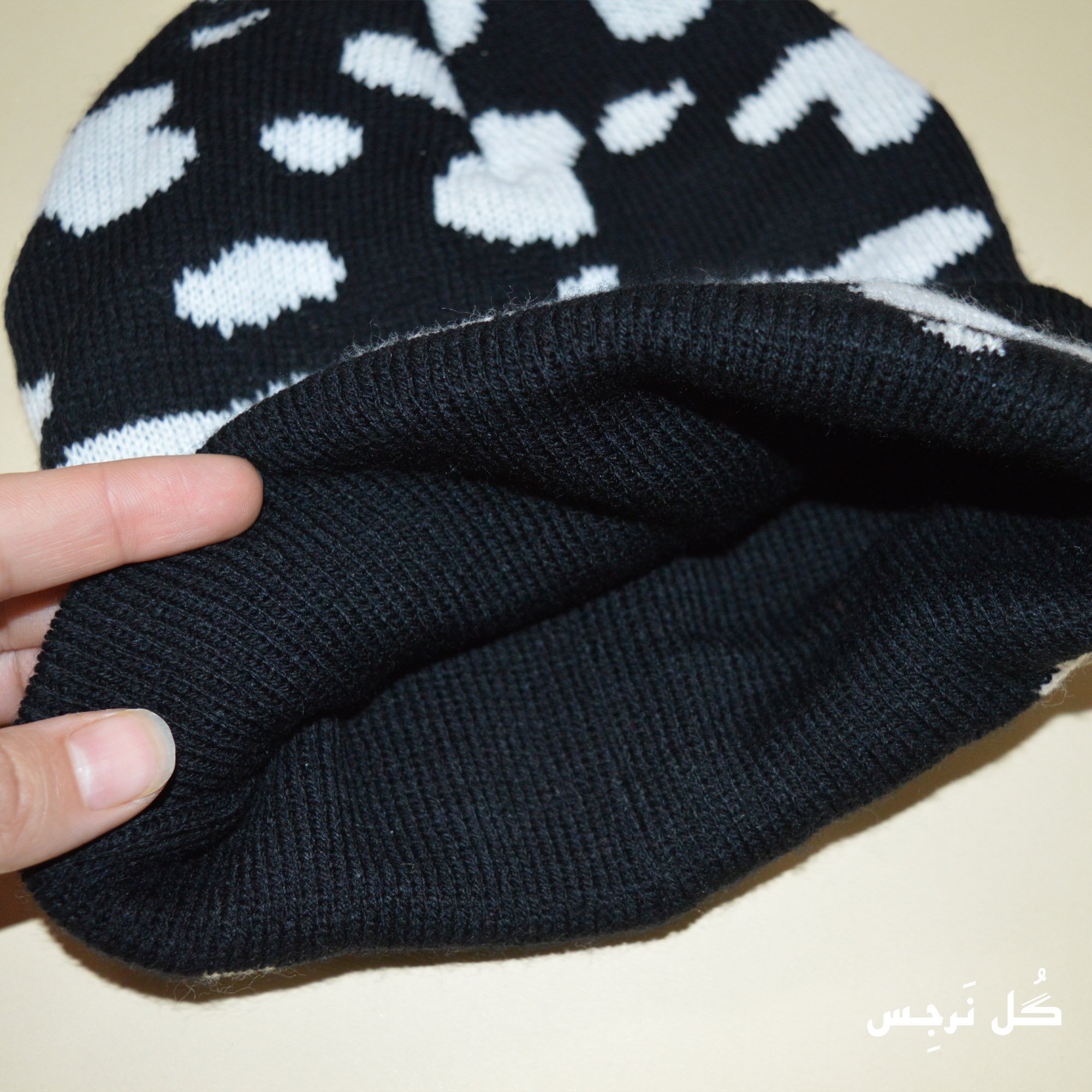 کلاه بافتنی زنانه و دخترانه  رنگ سفید مشکی