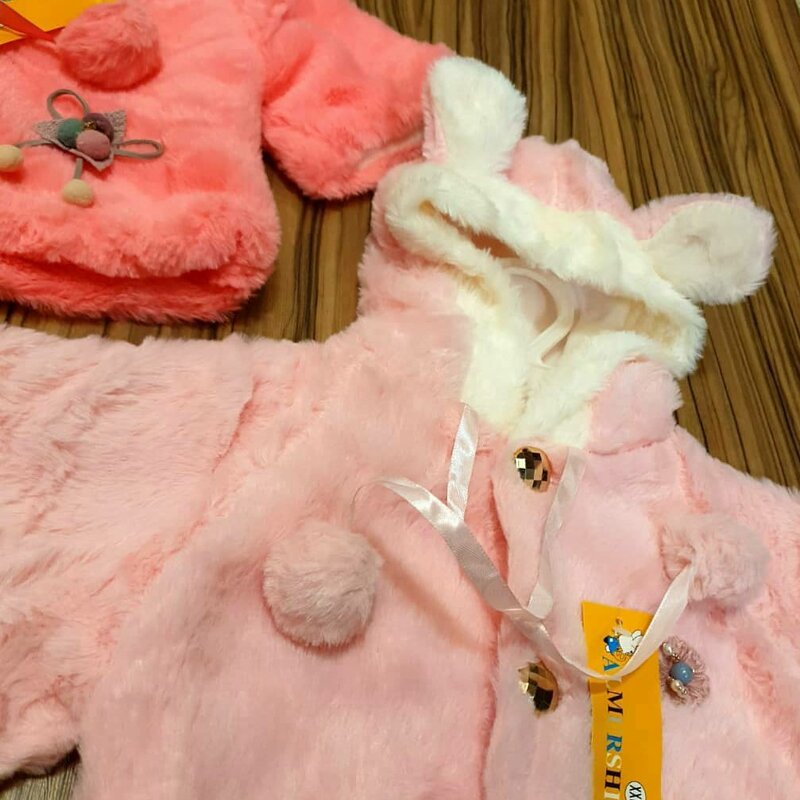 شنل نوزادی دخترانه خز نرم و لطیف کار وارداتی کلاهدار خرگوشی مناسب تا دو سال