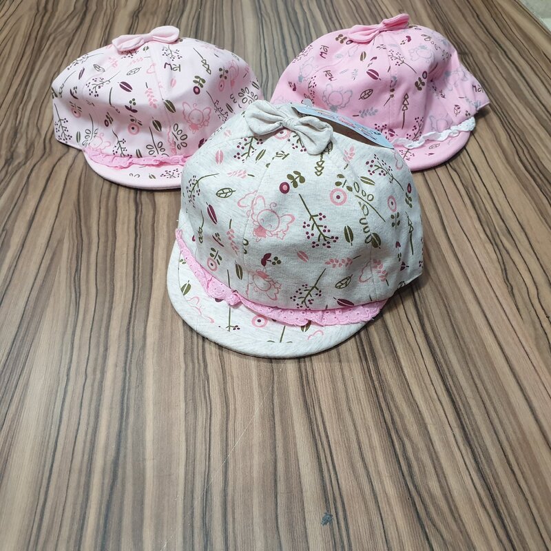 کلاه نوزادی رنگ صورتی  پر رنگ سایز 6  تا 18 ماهگی   