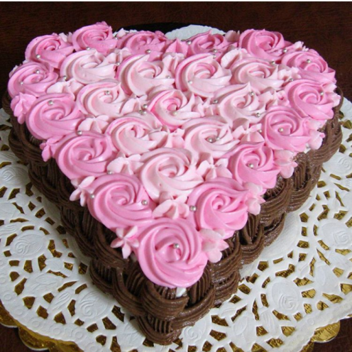 کیک تولد قلبی