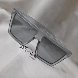 عینک آفتابی زنانه مردانه اسپرت طوسی آینه ای ارزان (( همراه کاور رایگان)) 