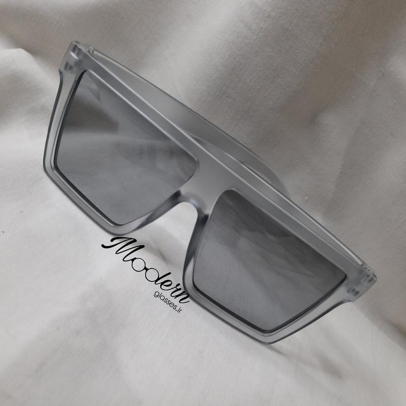 عینک آفتابی زنانه مردانه اسپرت طوسی آینه ای ارزان (( همراه کاور رایگان)) 