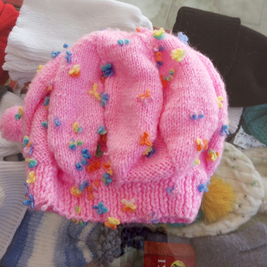 29 - کلاه شکوفه دست باف  سایز 2 سال