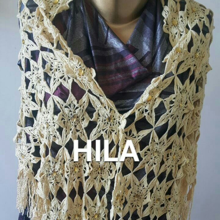 اشارپ یا شال سه گوش زنانه بافته شده با نخ کتان مناسب برای چهار فصل با سنگ های تز