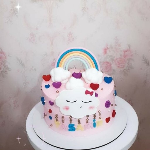 کیک تولد رنگین کمان دخترانه و کودکانه با ابرهای سه بعدی 