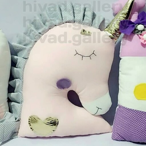سه  عدد کوسن های تخت فانتزی عروسکی تخت نوزاد در طرح های مختلف