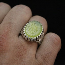 انگشتر عقیق سبز معدنی نقش یارقیه اصل ( انگشتر مردانه )
