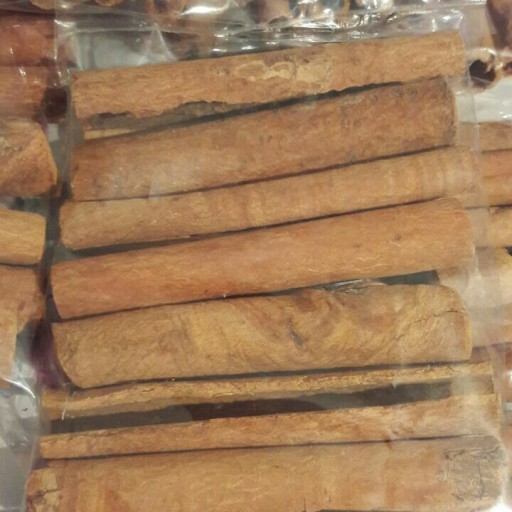 چوب دارچین لوله ای با وزن 50 گرم