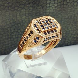 انگشتر طلا روس زیبای مردانه رنگ ثابت ، نگینهای اتمی مشکی درجه یک