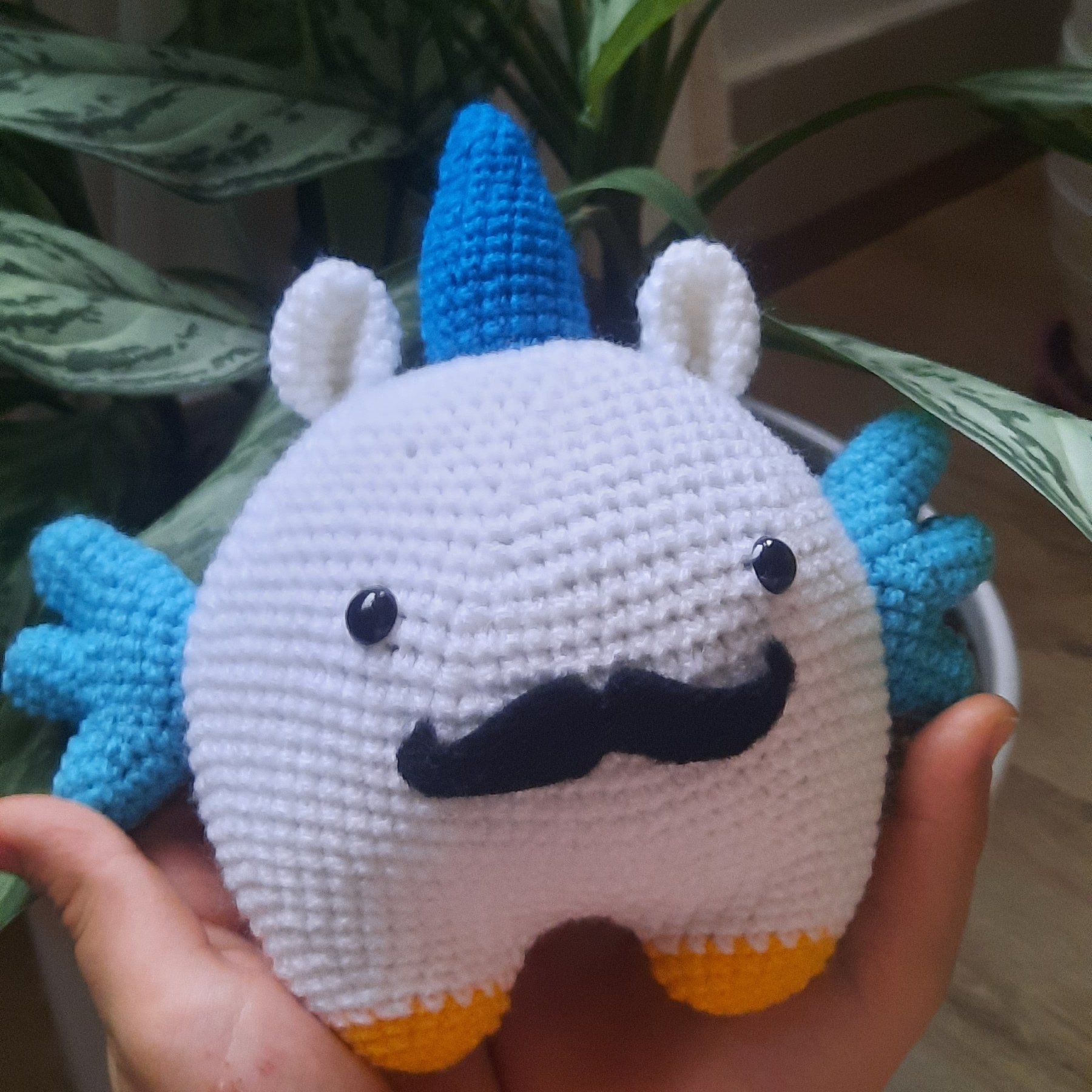 عروسک تک شاخ دندونی دستباف ناری