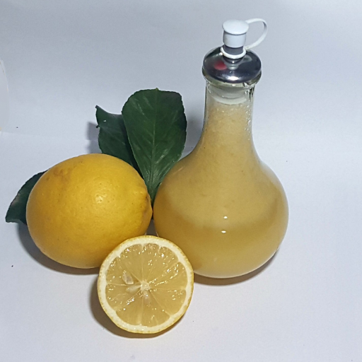 آب لیمو طبیعی خانگی خالص-یک و نیم لیتری