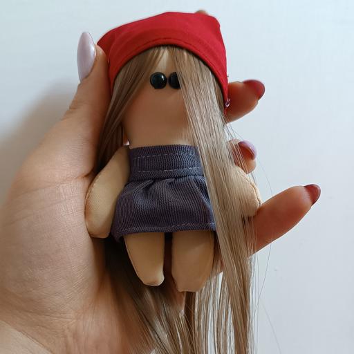 عروسک روسی زیبا دستساز 10سانتی جنس بدن پارچه درجه یک و الیاف طبیعی بدون حساسیت