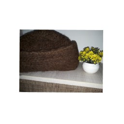 کلاه پشمی  از پشم گوسفند کاملا طبیعی برای گرم کردن سر  