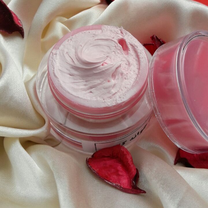 کرم سنتی جوانه گندم معطر