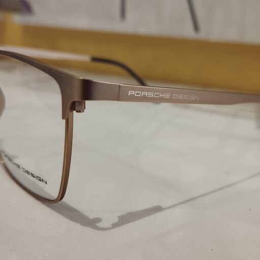 عینک طبی مردانه فلزی PORSCHE DESIGN  دماغه یک تکه مدل  P8295 بسیار شیک و زیبا