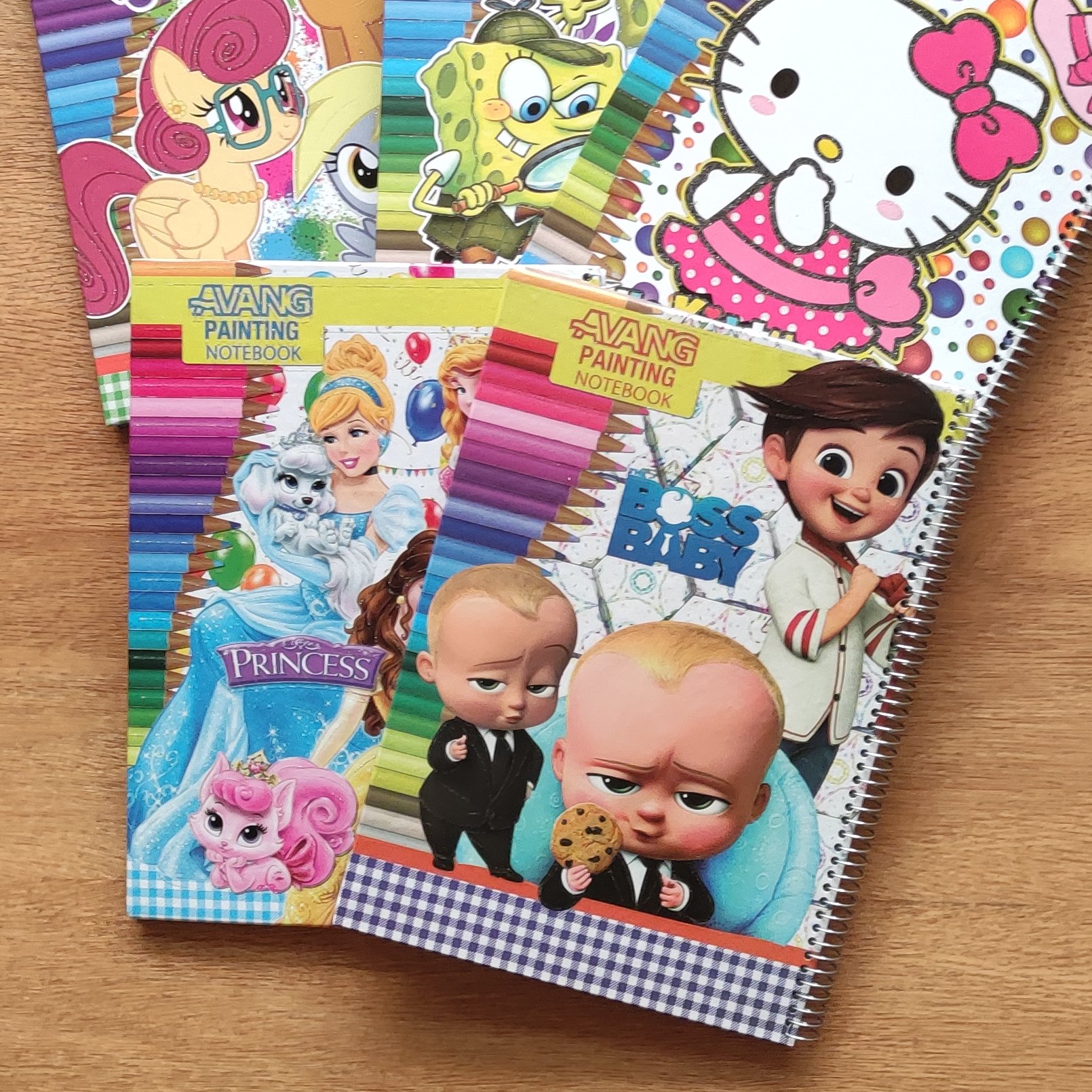 دفتر نقاشی جلد سخت سایز بزرگ A4   پشت وایت بردی 