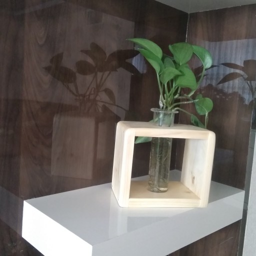 گلدان چوبی فانتزی(طول 15،عرض9،ارتفاع13)