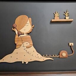 تابلو معرق چوب دختر تلفن به دست