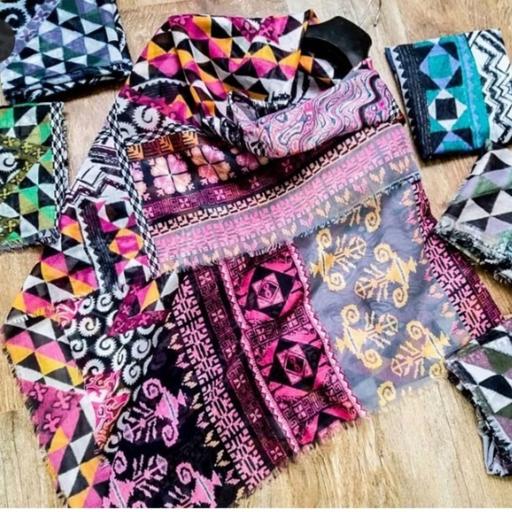 روسری نخی دور دست دوز قواره 130 کیفیت اعلا رنگبندی دارد