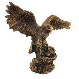 مجسمه عقاب پرواز