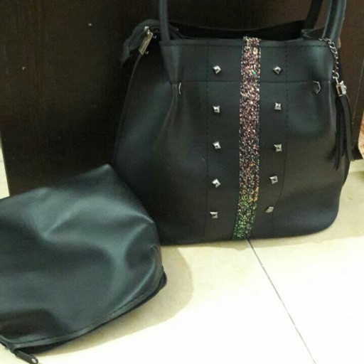 کیف زنانه همراه کیف آرایشی