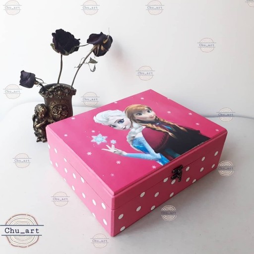 جعبه لوازم التحریر با طرح آنا و السا هدیه ای برای بچه ها