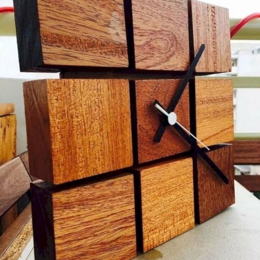 ساعت های  دیواری چوبی زیبا
