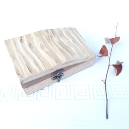 جعبه هدیه چوبی درب جنگلی راه راه چوب درب توت چوبکده بیدسفید