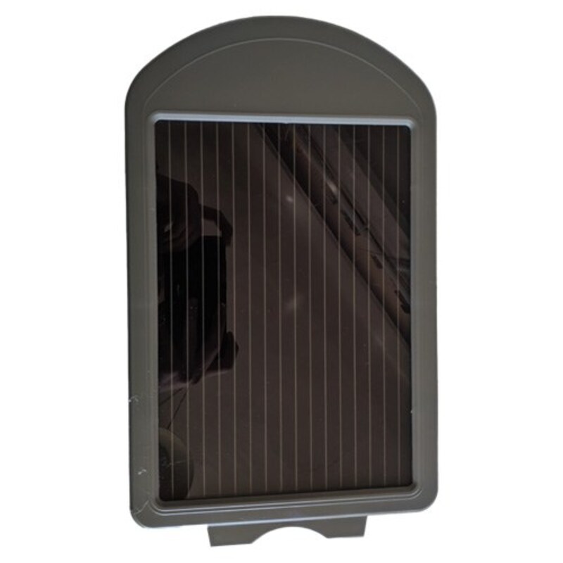 چراغ خورشیدی 2 وات بدنه قهوه ای پنل واقع در روی چراغ سولار لایت