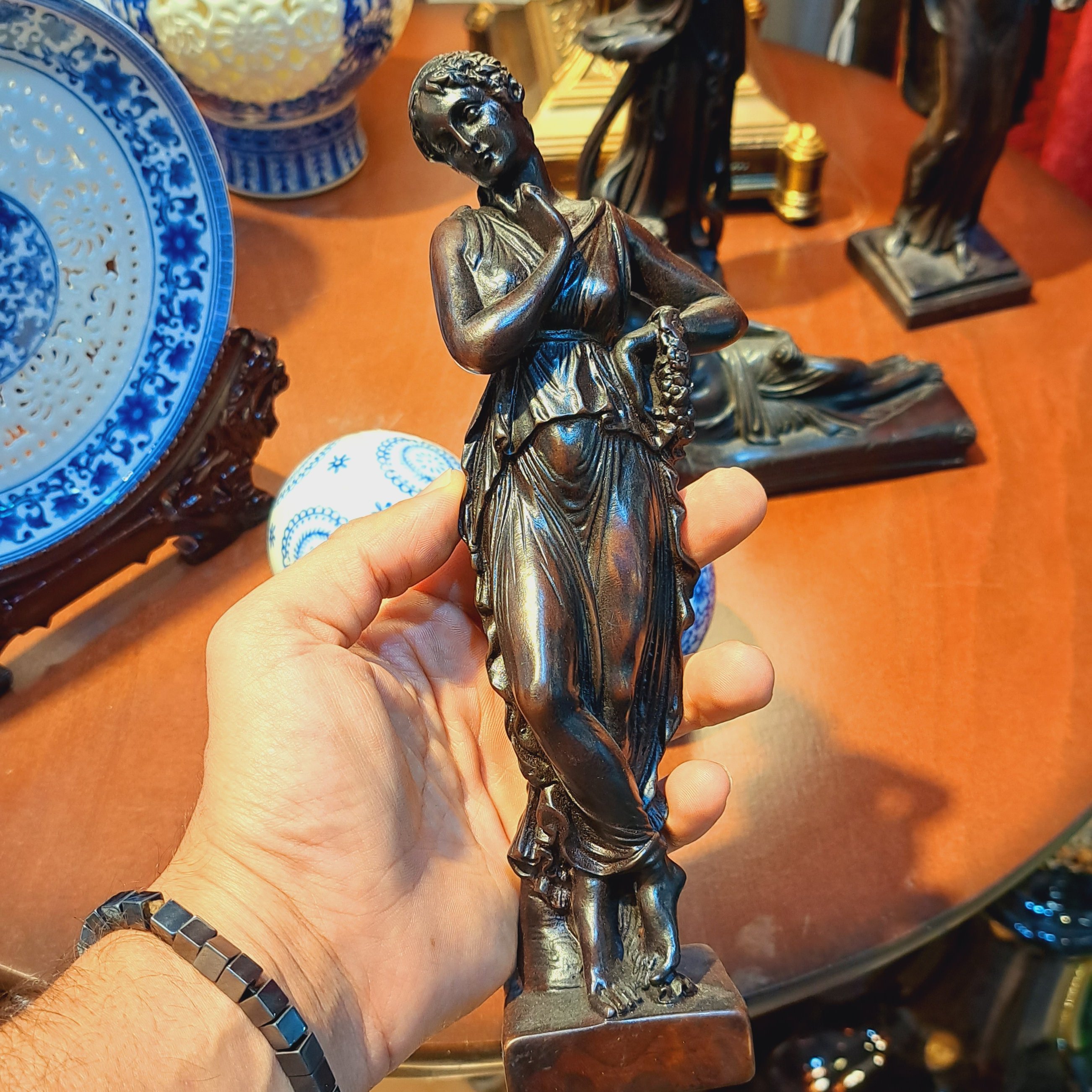 مجسمه دکوراتیو تایلندی اصل مجسمه ژاپنی مجسمه قدیمی خاص مجسمه‌ شاهزاده تندیس زن ژاپنی مجسمه قدیمی رزینی
