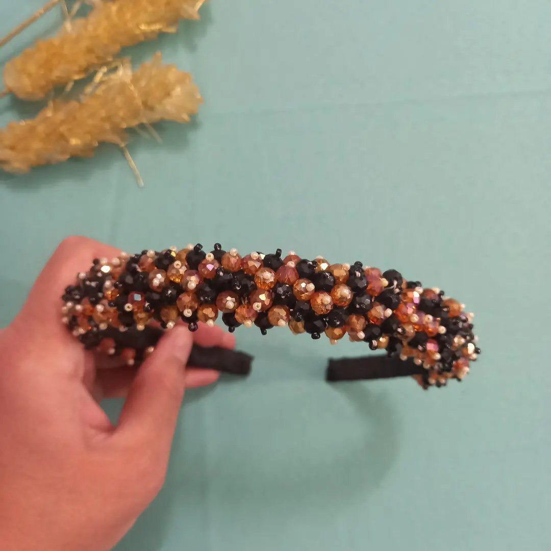 تل کریستالی کارشده با مروارید ساده و کریستالی و منجوق