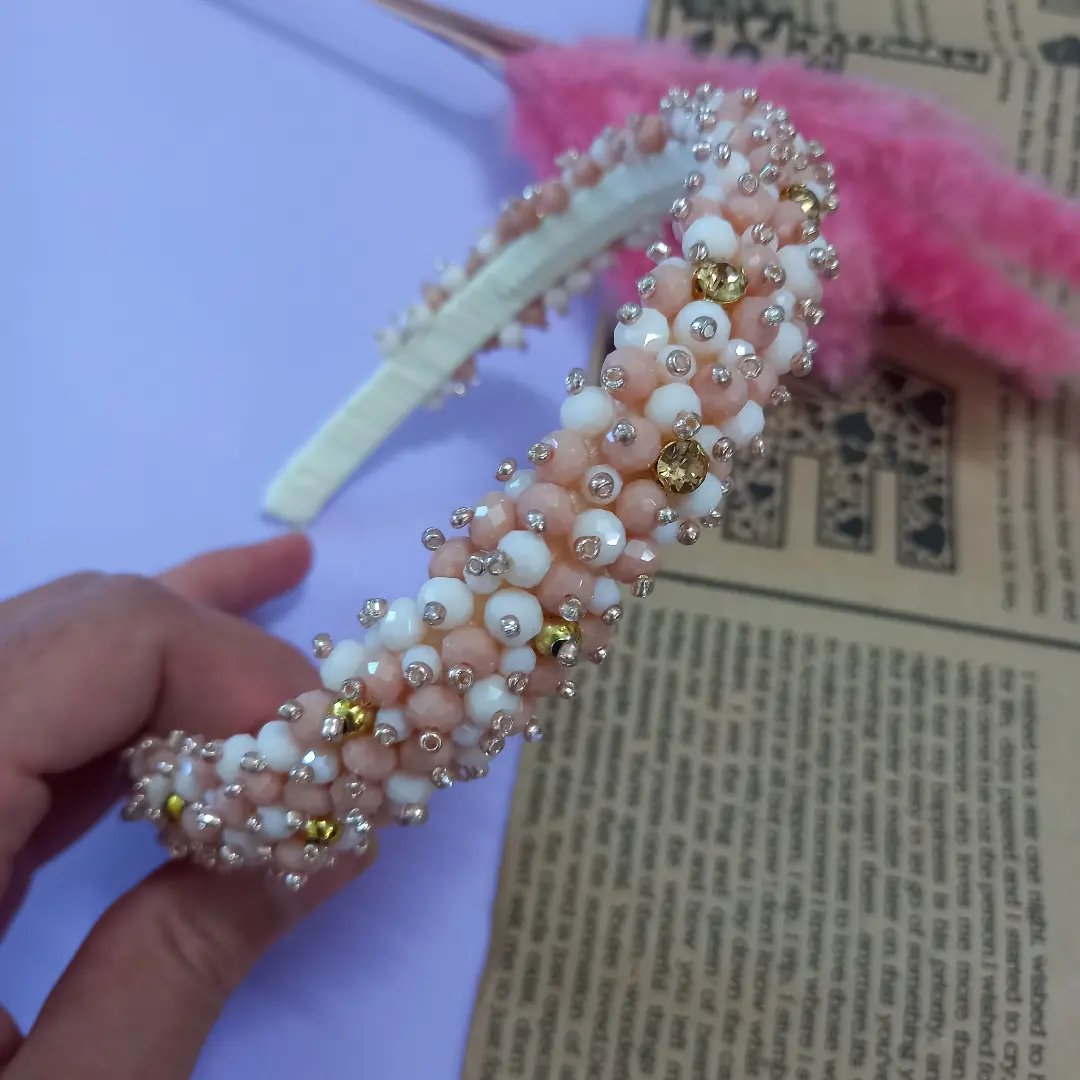 تل کریستالی کارشده با مروارید ساده و کریستالی و منجوق