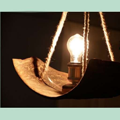 لوستر چوبی دستساز روستیک طرح شبتاب