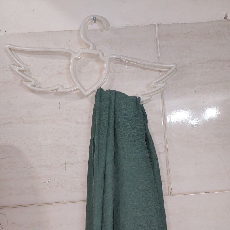 چوب لباسی سه عددی مدل بال پرنده مناسب برای شال و روسری و لباس در پلاسکو دهقان 